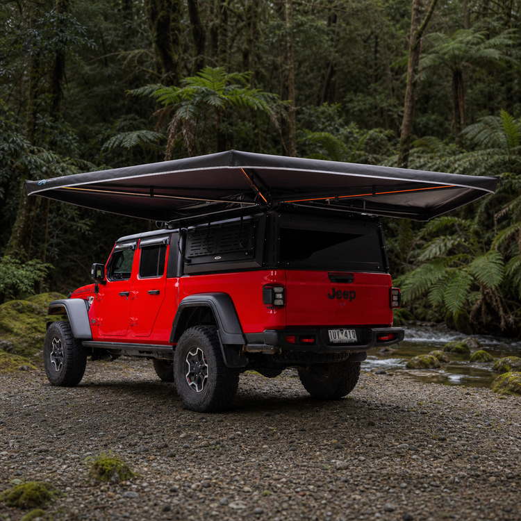 270° Free Standing Awning