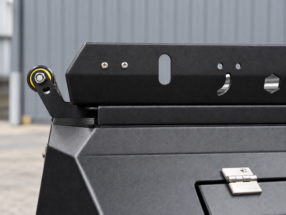 CZY Trade Canopy rear roller end and mounting bracket detail