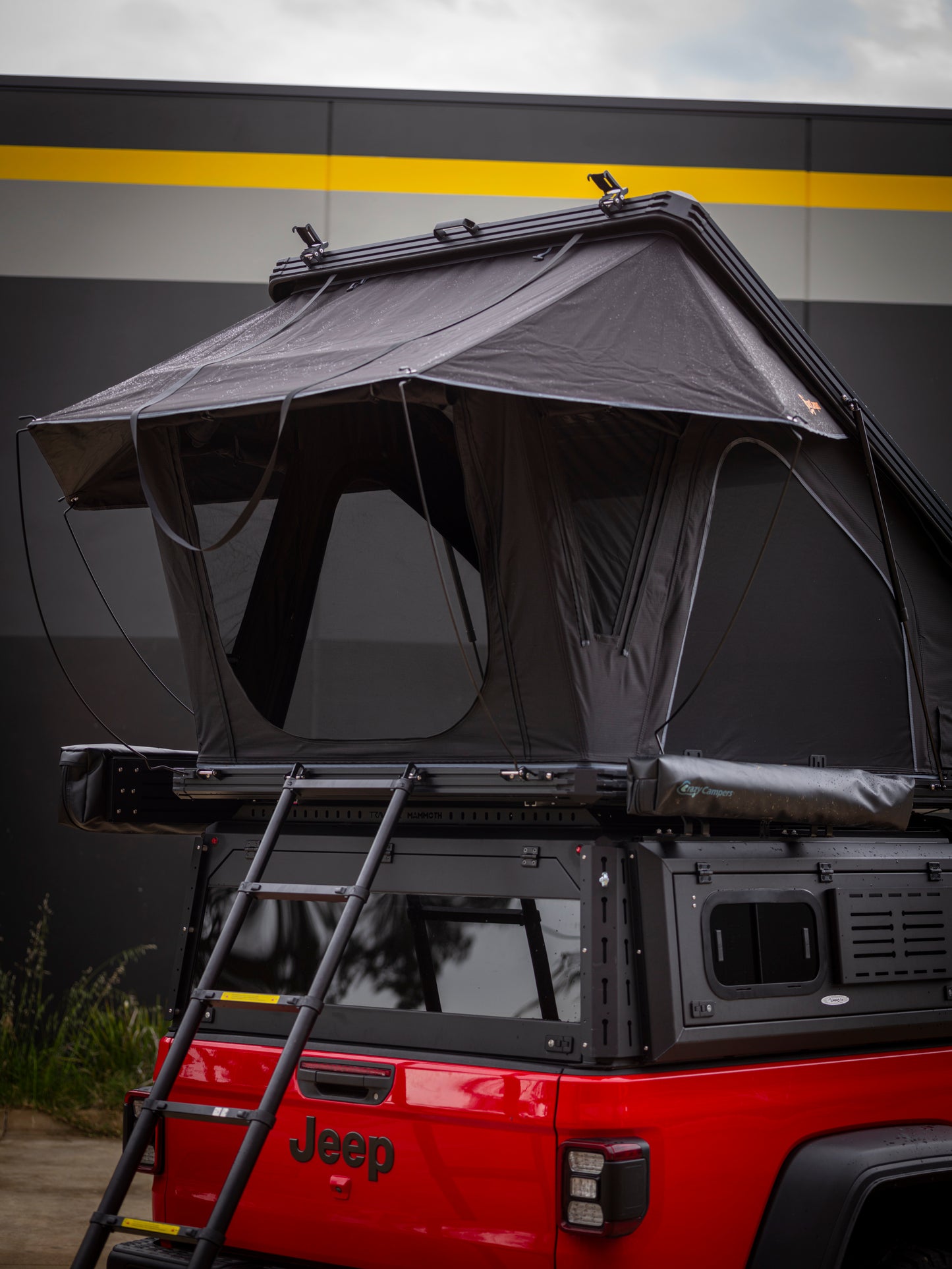 Overland X 1360 Rooftop Tent