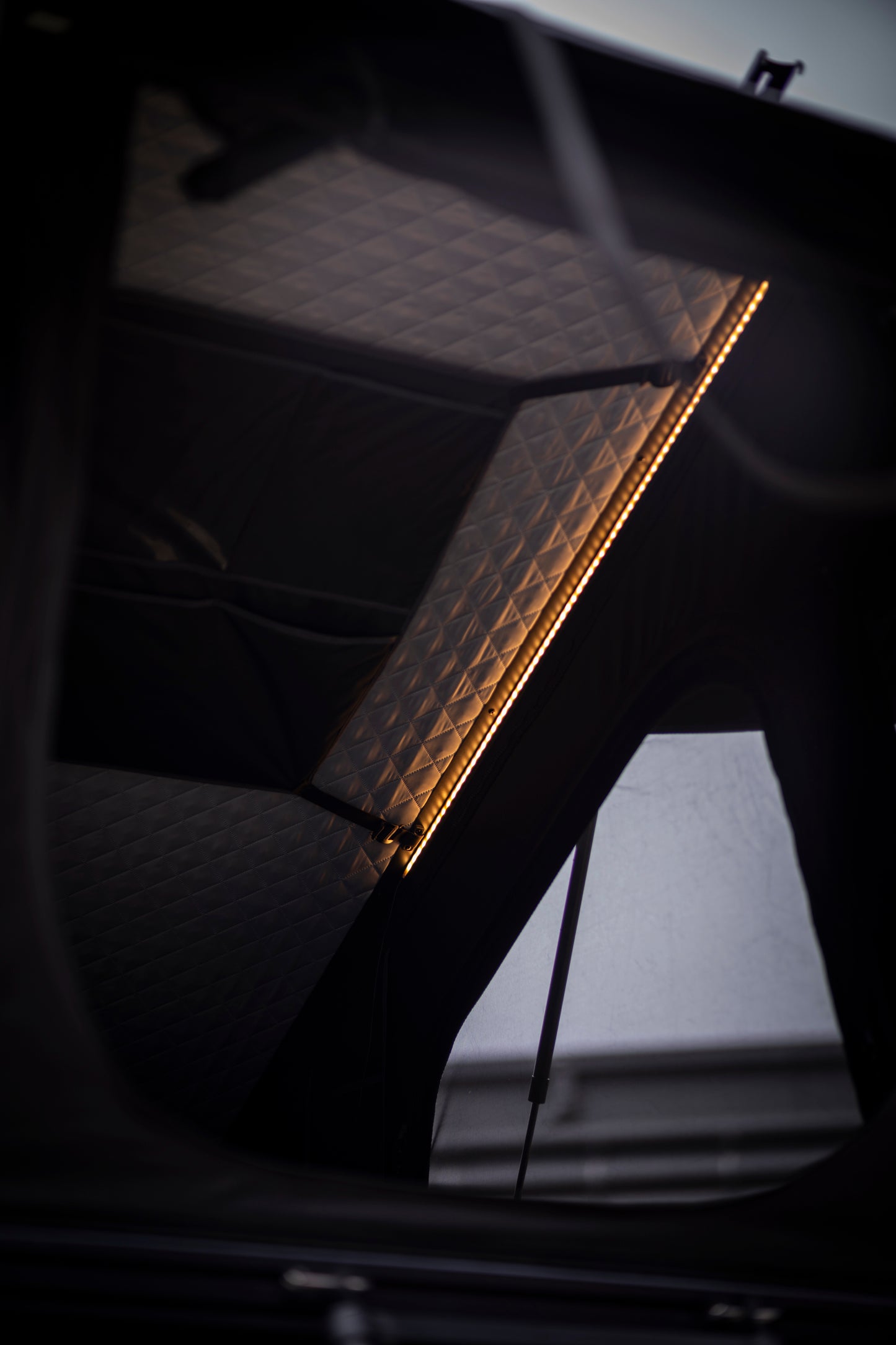 Black Friday DEAL! Overland X 1490 + 270 Awning + Shower tent