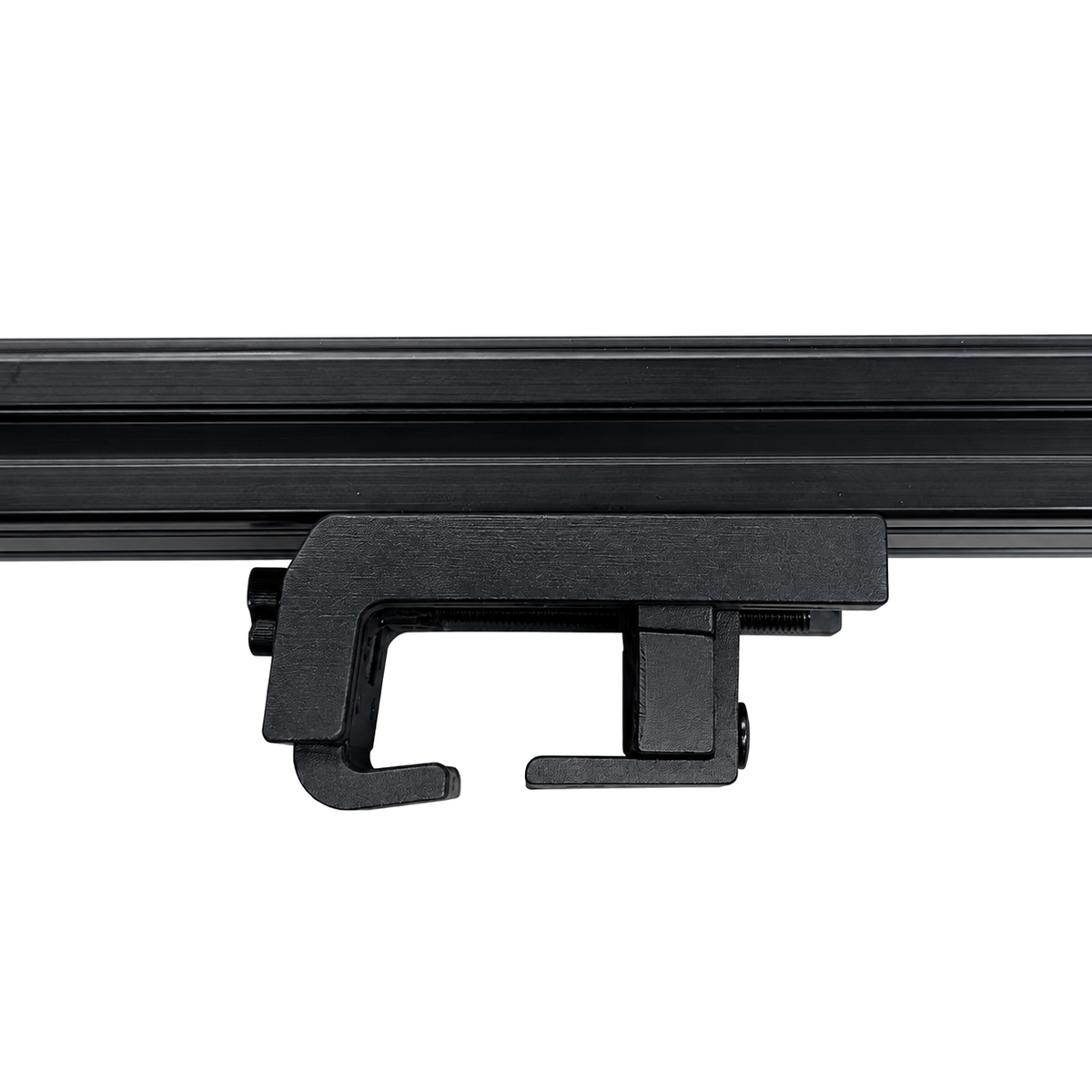 CZY mounting bracket detail on a 3060 HD aluminium crossbar