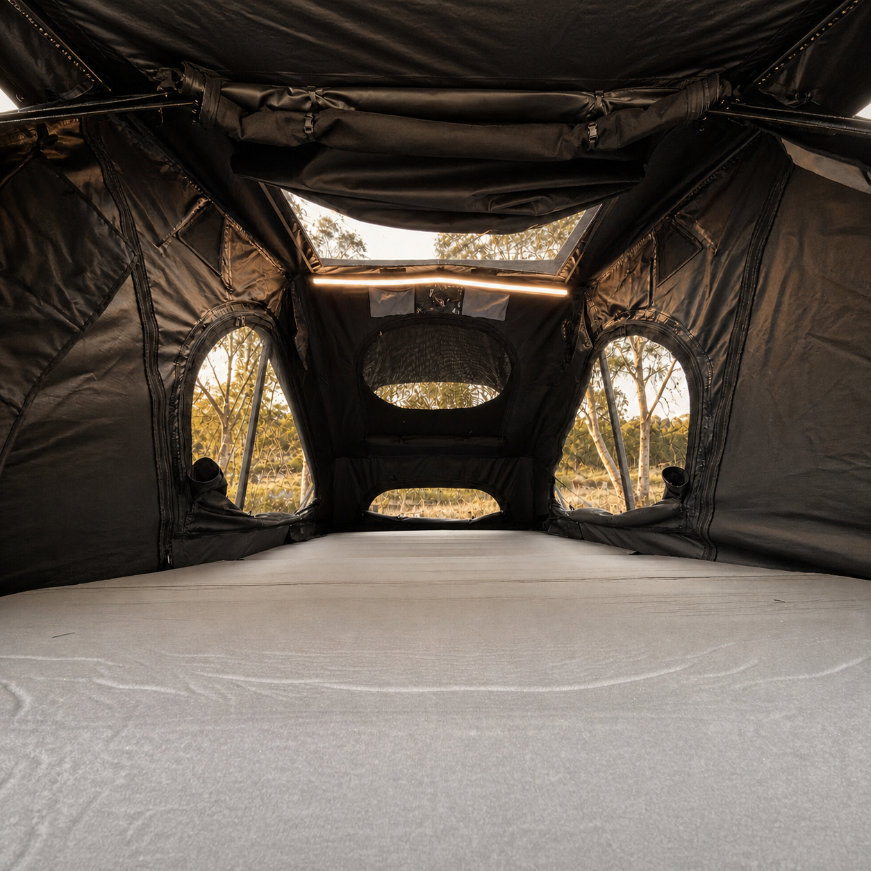Chapter 1280 Side-Opening Rooftop Tent