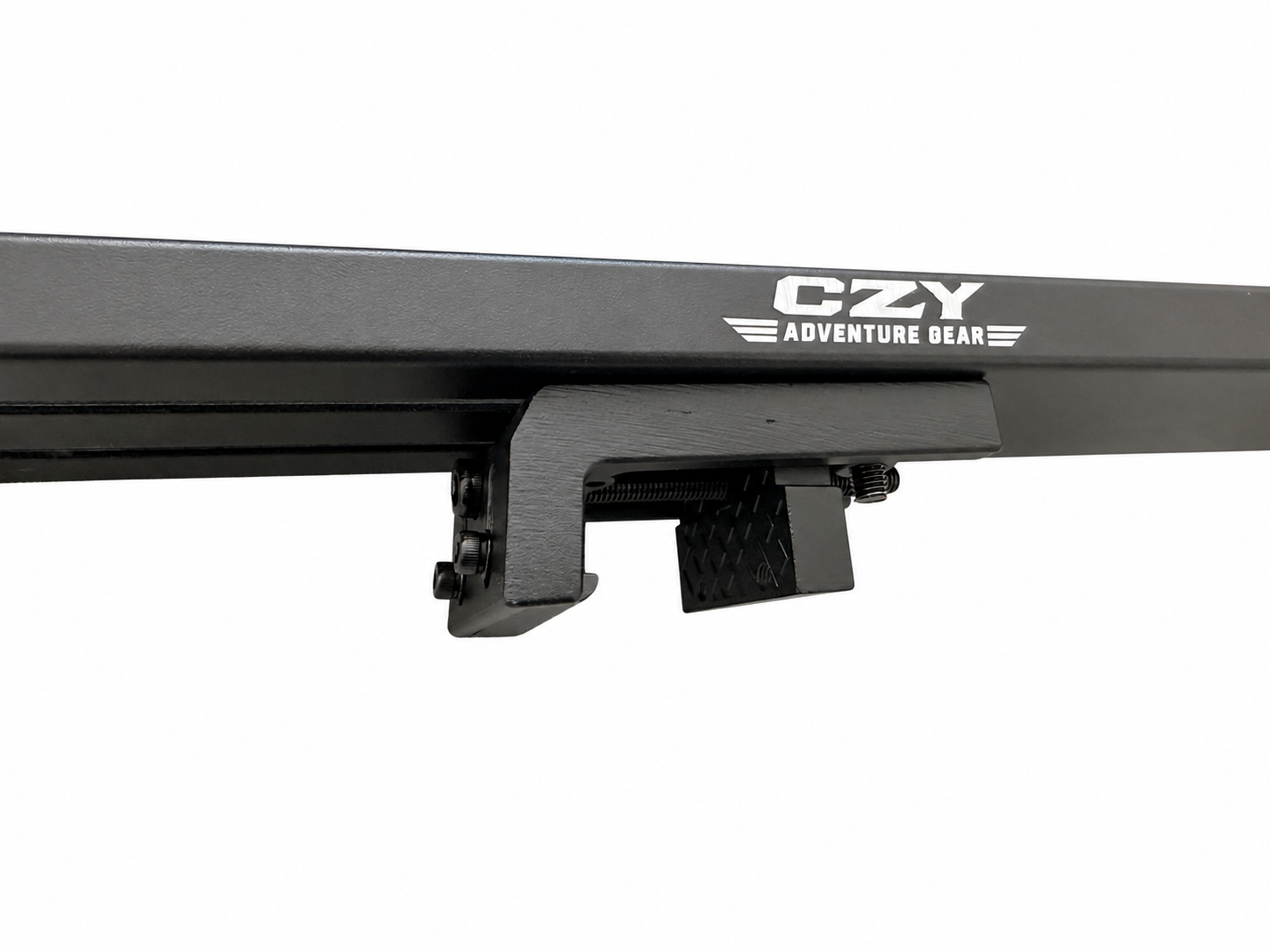 Alternate view of the CZY 1450 flush roof rail clamp and pressure block